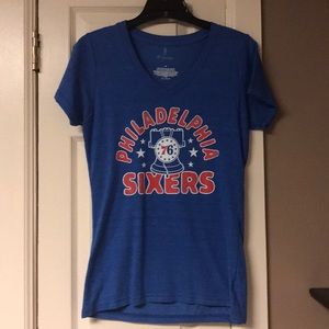 Women’s Phili Sixers Tee